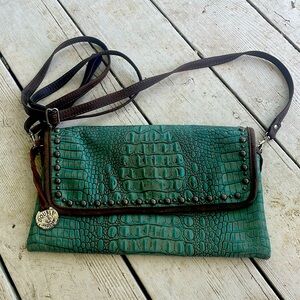 Double J Saddlery turquoise alligator